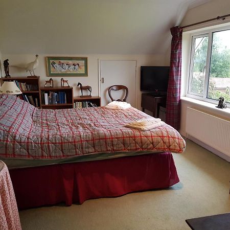 House On The Hill Bed & Breakfast Little Massingham Exterior foto